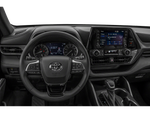 2022 Toyota Highlander XLE Sport Utility 4D
