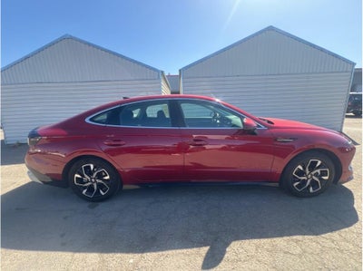 2024 Hyundai SONATA SEL Sedan 4D