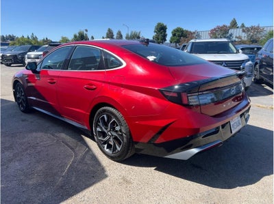 2024 Hyundai SONATA SEL Sedan 4D
