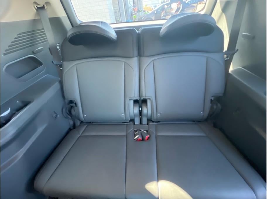 2024 Kia EV9 Light Long Range Sport Utility 4D