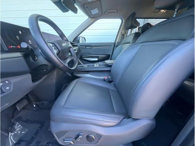 2024 Kia EV9 Light Long Range Sport Utility 4D