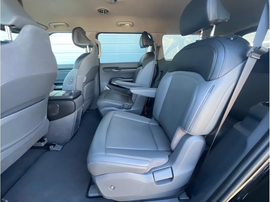 2024 Kia EV9 Light Long Range Sport Utility 4D