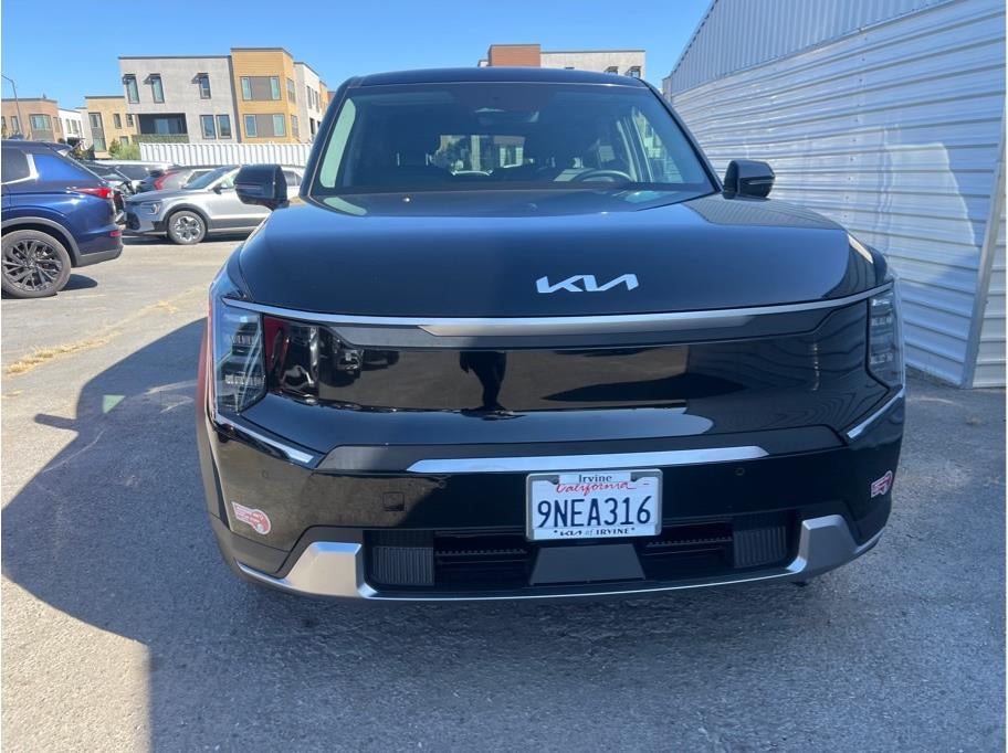 2024 Kia EV9 Light Long Range Sport Utility 4D