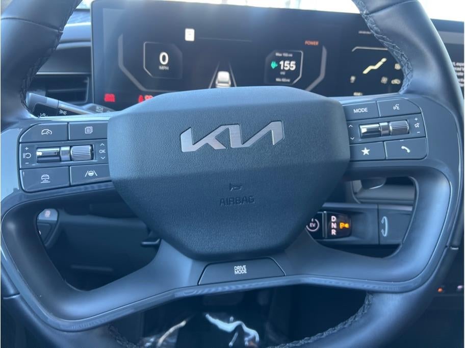 2024 Kia EV9 Light Long Range Sport Utility 4D