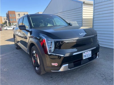 2024 Kia EV9 Light Long Range Sport Utility 4D