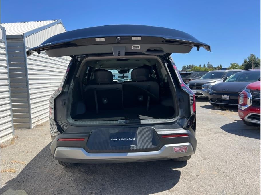 2024 Kia EV9 Light Long Range Sport Utility 4D