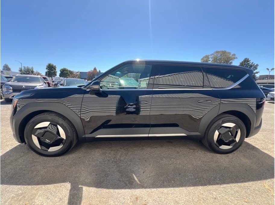 2024 Kia EV9 Light Long Range Sport Utility 4D
