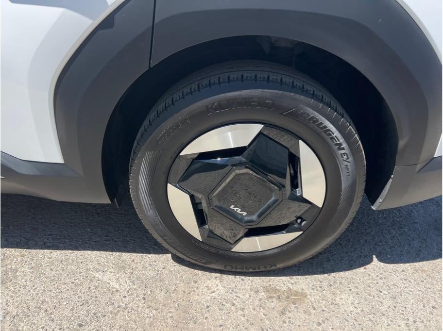 2024 Kia EV9 Light Long Range RWD