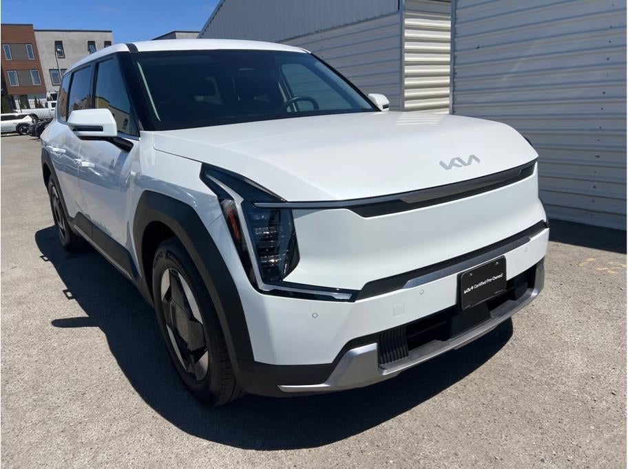 2024 Kia EV9 Light Long Range RWD