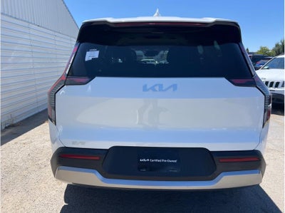 2024 Kia EV9 Light Long Range RWD