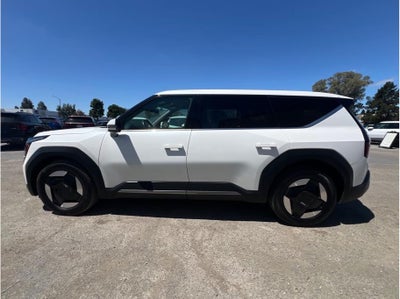 2024 Kia EV9 Light Long Range RWD