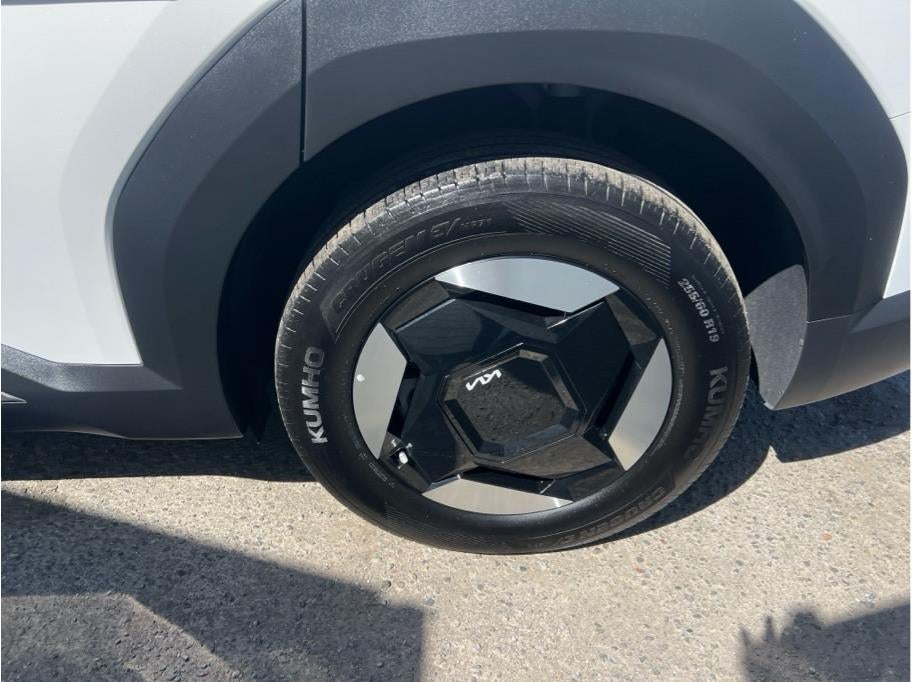 2024 Kia EV9 Light Long Range Sport Utility 4D