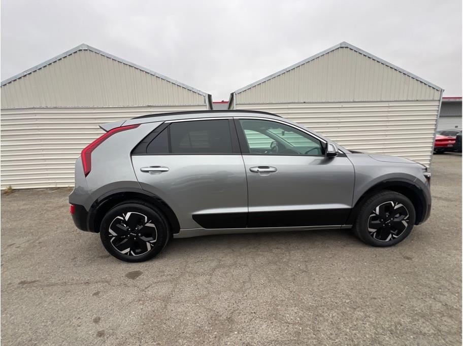 2023 Kia Niro EV Wind Wagon 4D