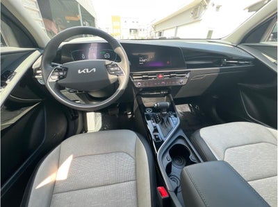 2023 Kia Niro SX Wagon 4D