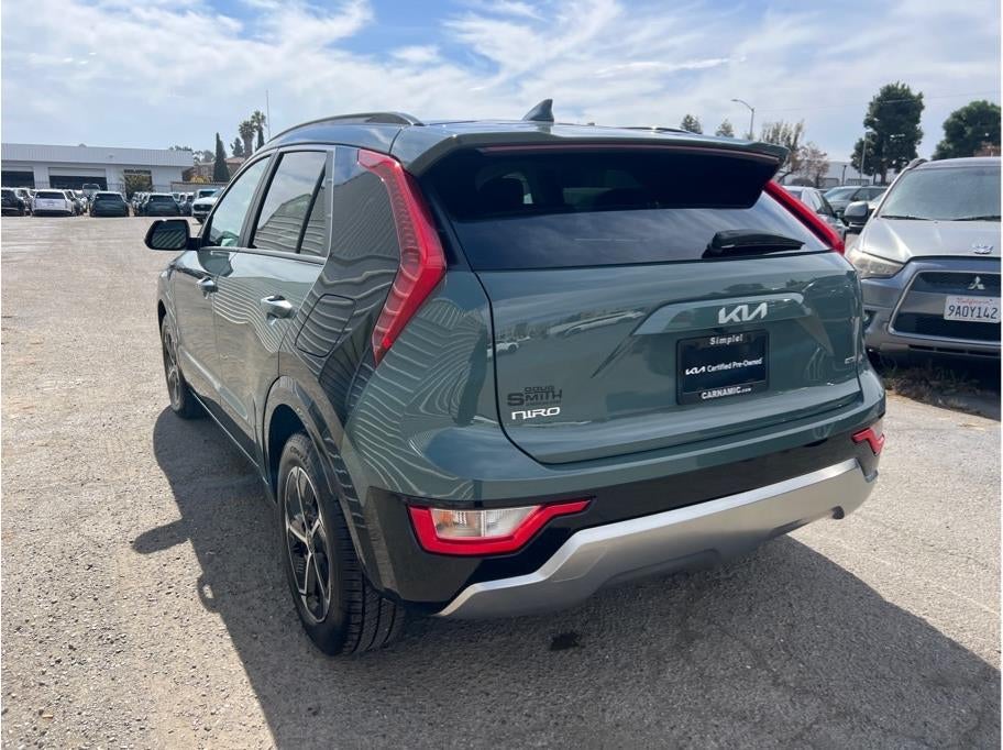 2023 Kia Niro SX Wagon 4D