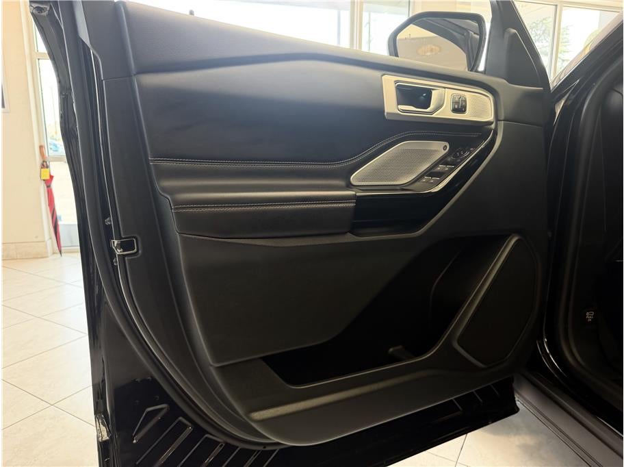 2021 Ford Explorer ST Sport Utility 4D