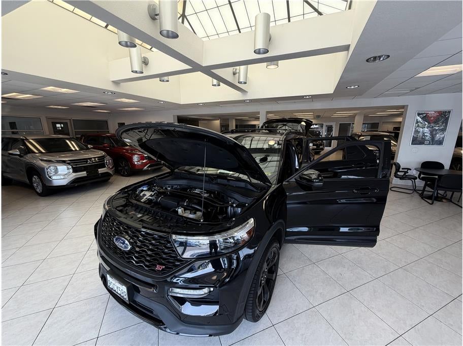 2021 Ford Explorer ST Sport Utility 4D