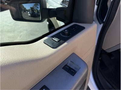 2013 Ford F350 Super Duty Super Cab Lariat Pickup 4D 8 ft