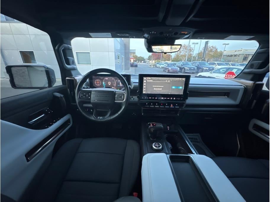 2024 GMC HUMMER EV SUV 2X Sport Utility 4D