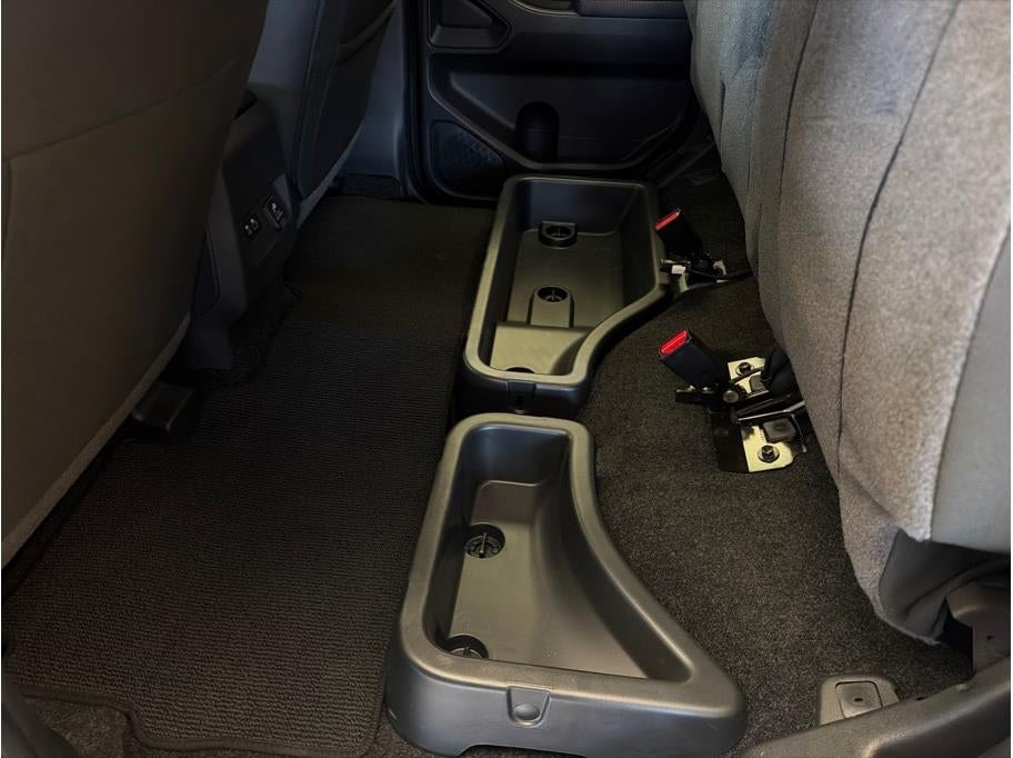 2026 Nissan Frontier Crew Cab PRO-4X Pickup 4D 5 ft