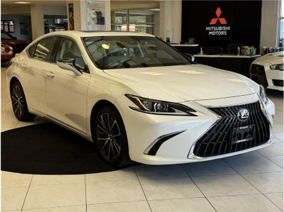 2025 Lexus ES ES 300h Sedan 4D