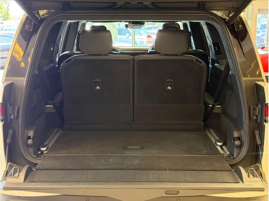 2024 Rivian R1S Quad Large Sport Utility 4D