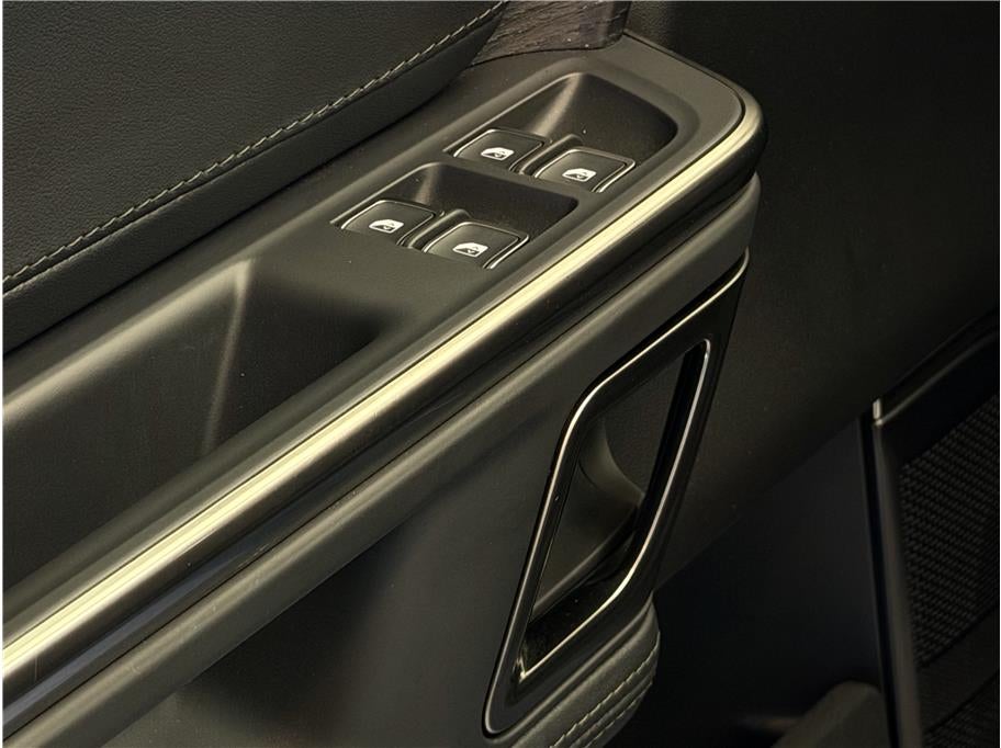 2024 Rivian R1S Dual Standard+ Sport Utility 4D