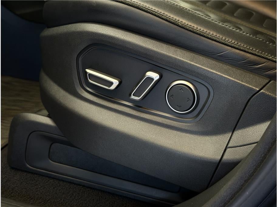 2024 Rivian R1S Dual Standard+ Sport Utility 4D