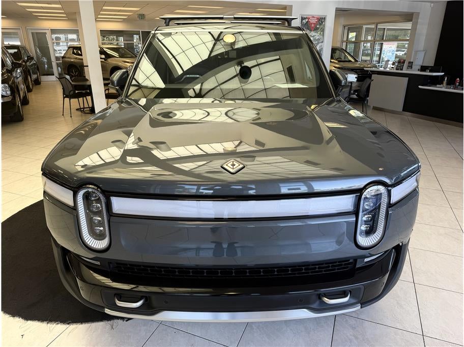 2024 Rivian R1S Dual Standard+ Sport Utility 4D