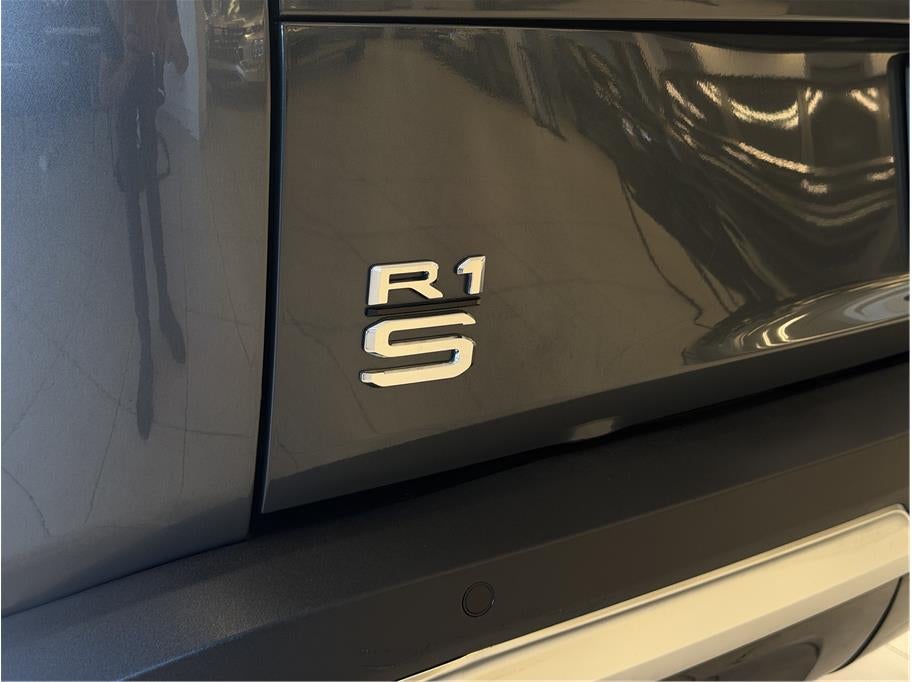 2024 Rivian R1S Dual Standard+ Sport Utility 4D