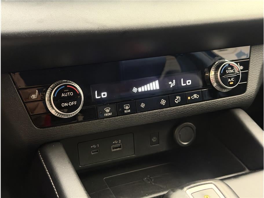 2024 Mitsubishi Outlander SE Sport Utility 4D
