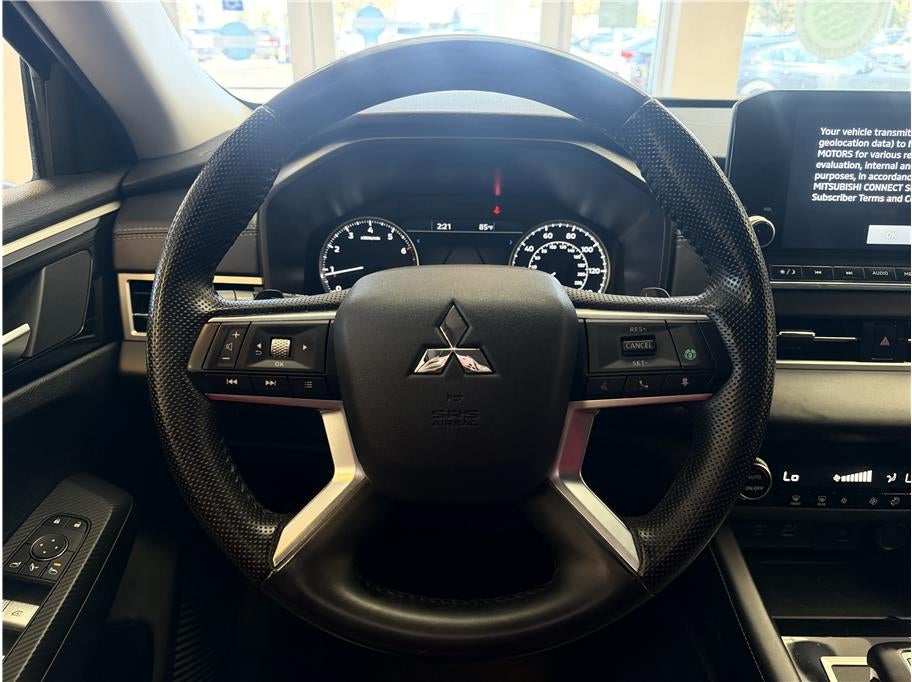 2024 Mitsubishi Outlander SE Sport Utility 4D