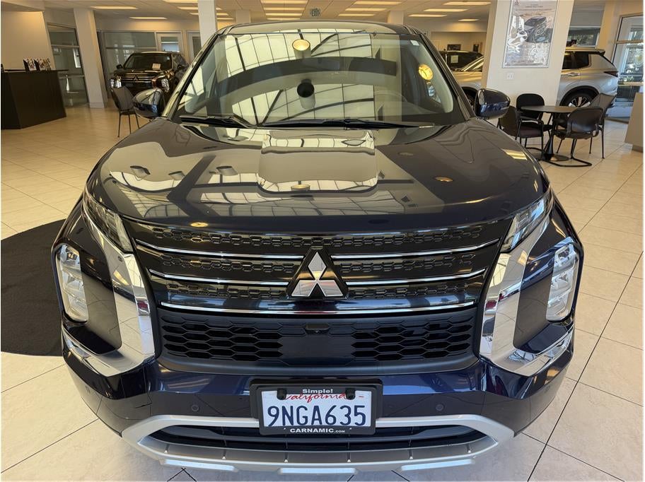 2024 Mitsubishi Outlander SE Sport Utility 4D