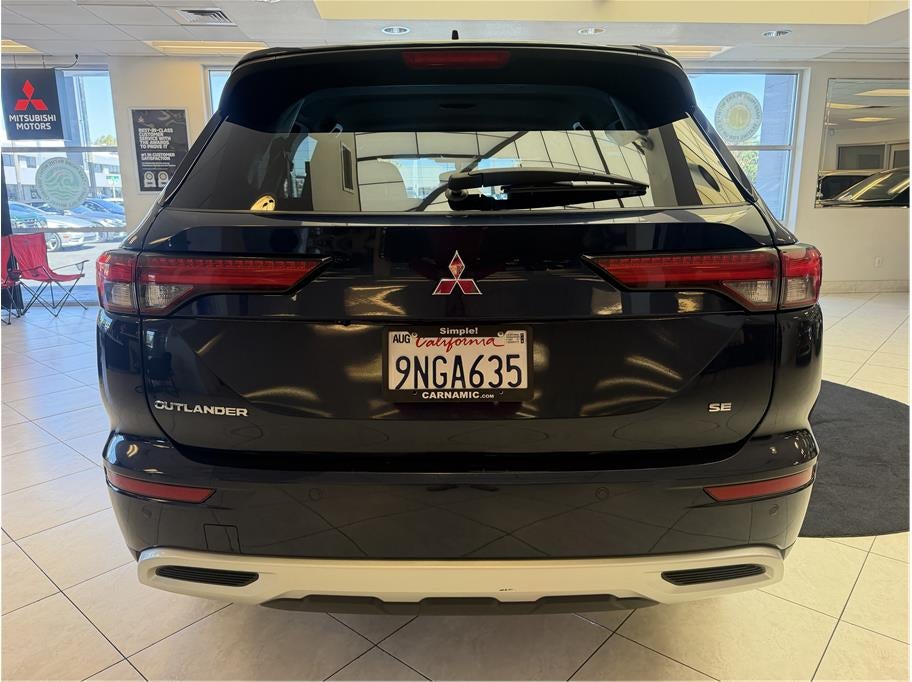 2024 Mitsubishi Outlander SE Sport Utility 4D