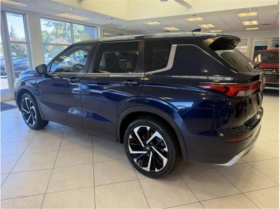 2024 Mitsubishi Outlander SE Sport Utility 4D
