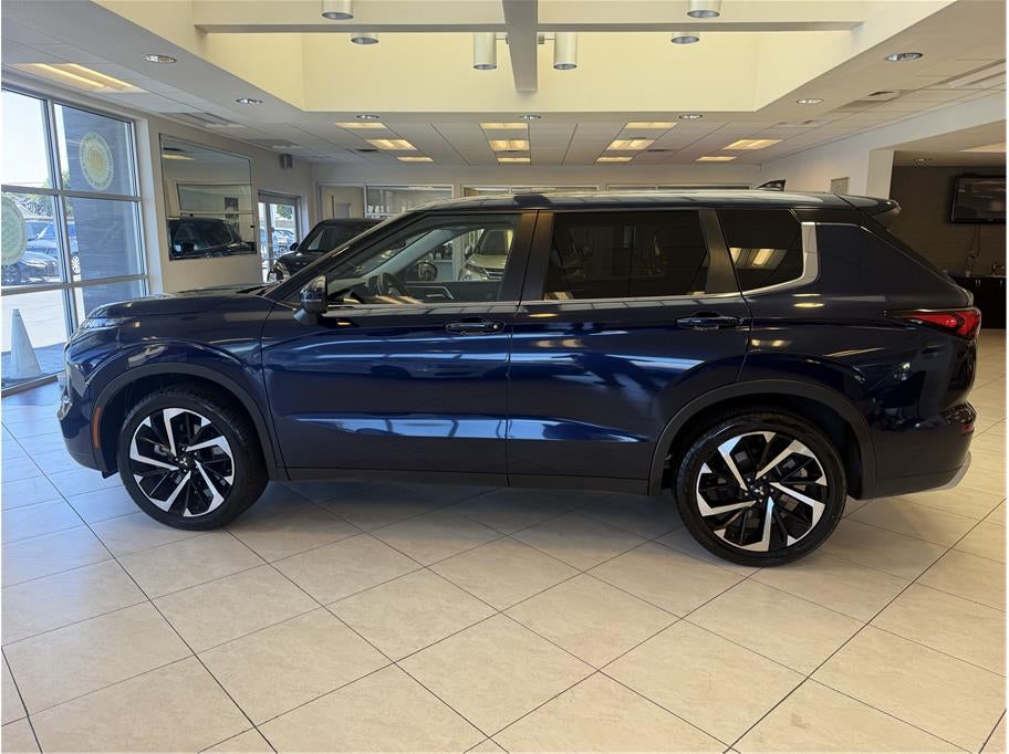 2024 Mitsubishi Outlander SE Sport Utility 4D