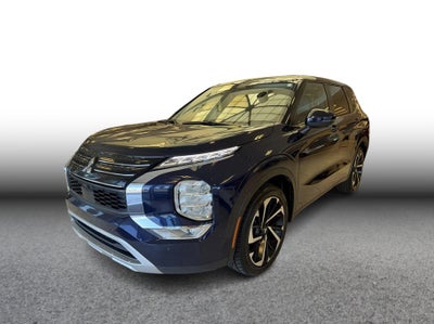 2024 Mitsubishi Outlander SE Sport Utility 4D