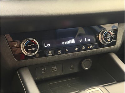 2024 Mitsubishi Outlander SE Sport Utility 4D