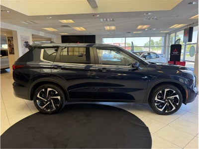 2024 Mitsubishi Outlander SE Sport Utility 4D