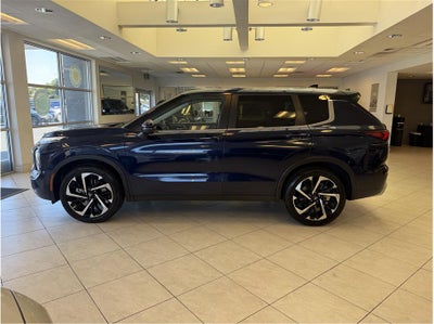 2024 Mitsubishi Outlander SE Sport Utility 4D