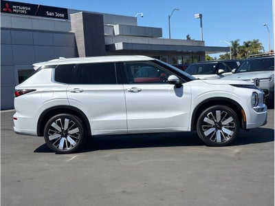 2025 Mitsubishi Outlander SEL Sport Utility 4D