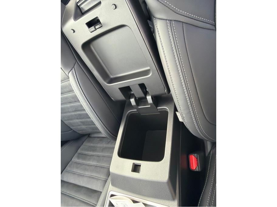 2025 Mitsubishi Outlander PHEV SE Tech Package