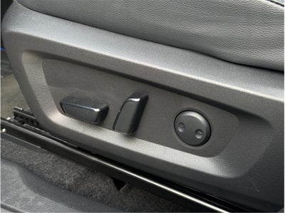 2025 Mitsubishi Outlander PHEV SEL