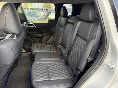 2025 Mitsubishi Outlander PHEV SEL