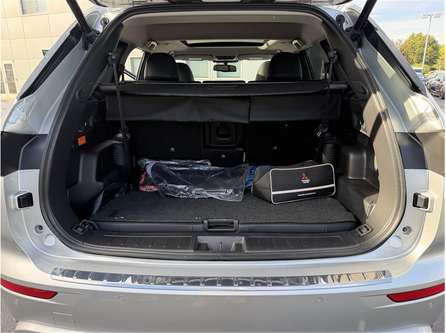 2025 Mitsubishi Outlander PHEV SEL