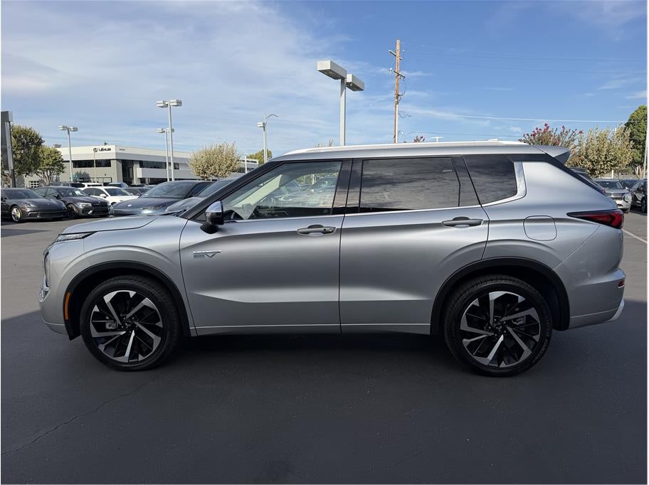 2025 Mitsubishi Outlander PHEV SEL