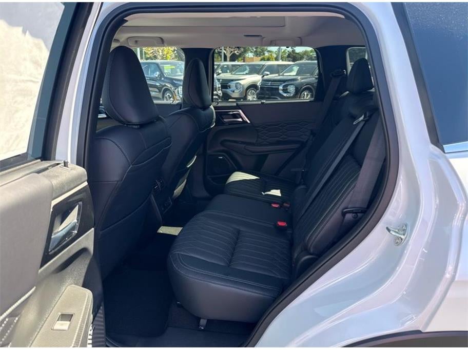 2025 Mitsubishi Outlander PHEV SEL Sport Utility 4D