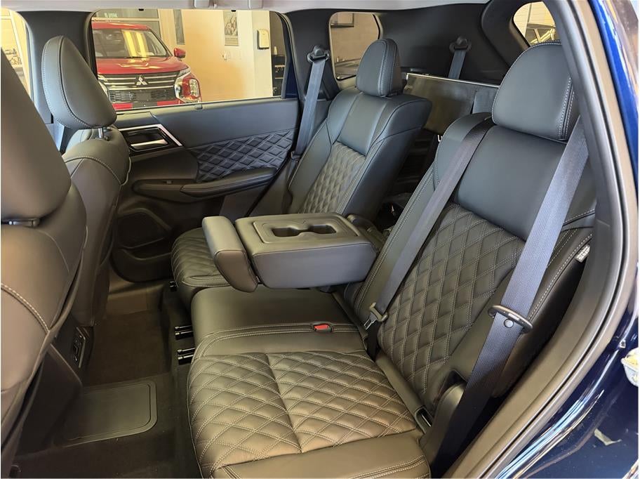 2025 Mitsubishi Outlander PHEV SEL Sport Utility 4D