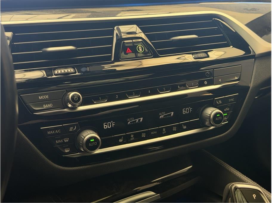2023 BMW 5 Series 530e Sedan 4D