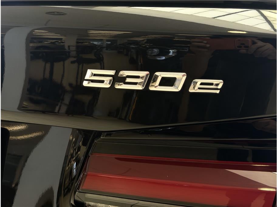 2023 BMW 5 Series 530e Sedan 4D